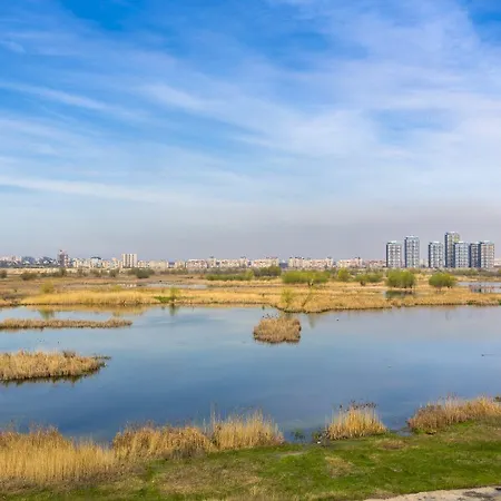 Lake View Apartment